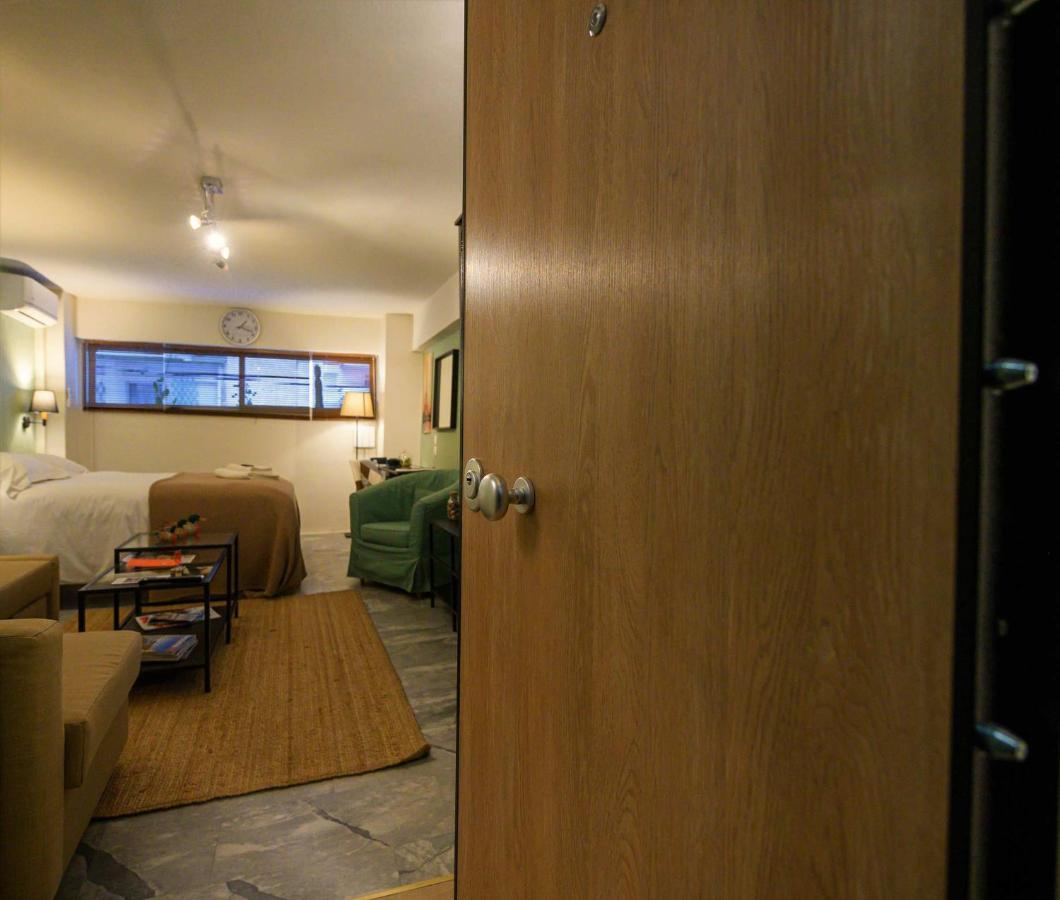 Pol'S Studio, Kalamata Mediterranean Apartments 外观 照片