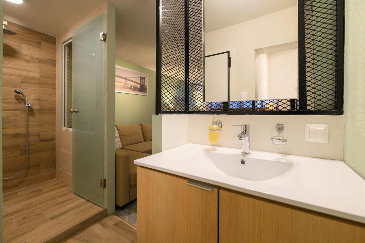 Pol'S Studio, Kalamata Mediterranean Apartments 外观 照片