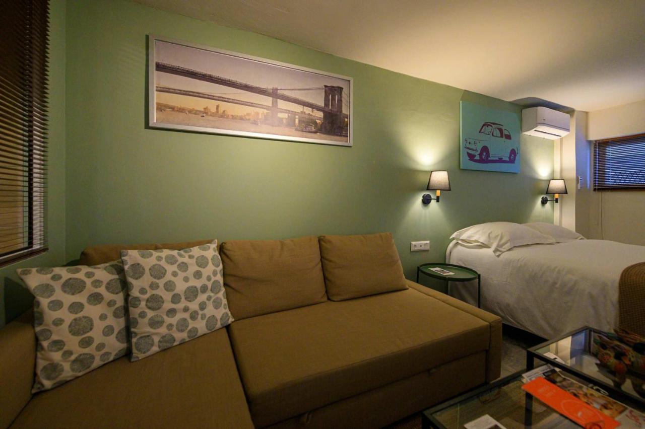 Pol'S Studio, Kalamata Mediterranean Apartments 外观 照片