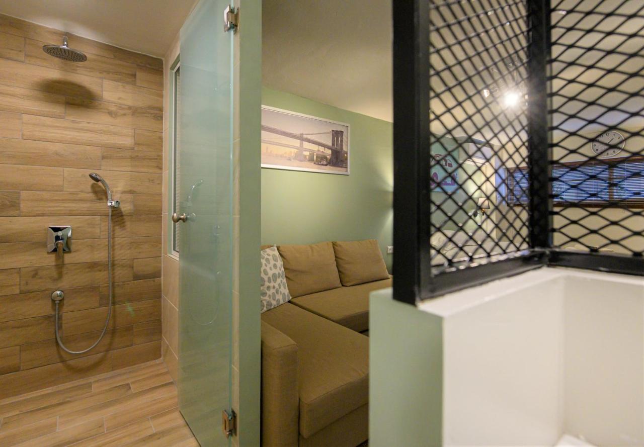 Pol'S Studio, Kalamata Mediterranean Apartments 外观 照片